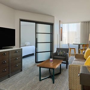 Superior King Suite